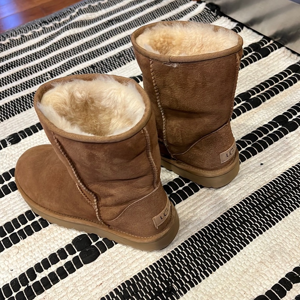 Ugh boots, size 8